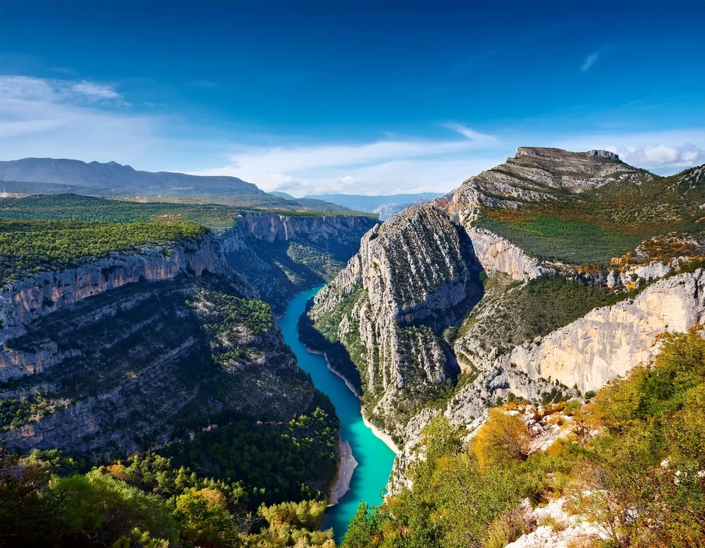 Vacances en camping dans les Gorges du Verdon au Camping Le Moulin à Moustiers-Sainte-Marie.