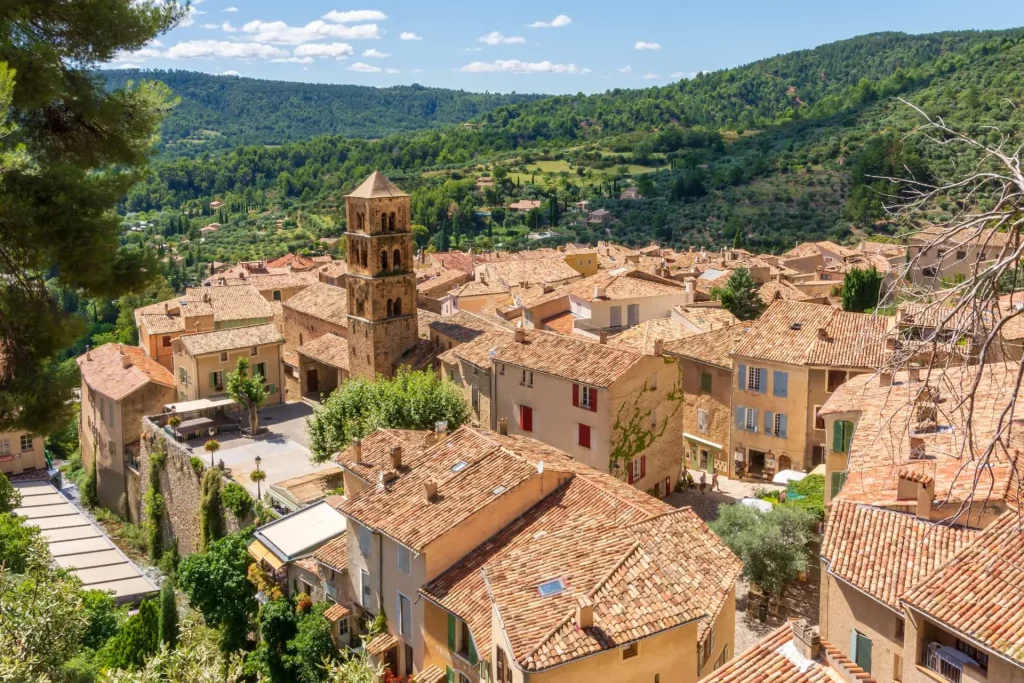 Planifiez vos vacances au Camping Le Moulin à Moustiers-Sainte-Marie ans les Alpes-de-Haute-Provence.
